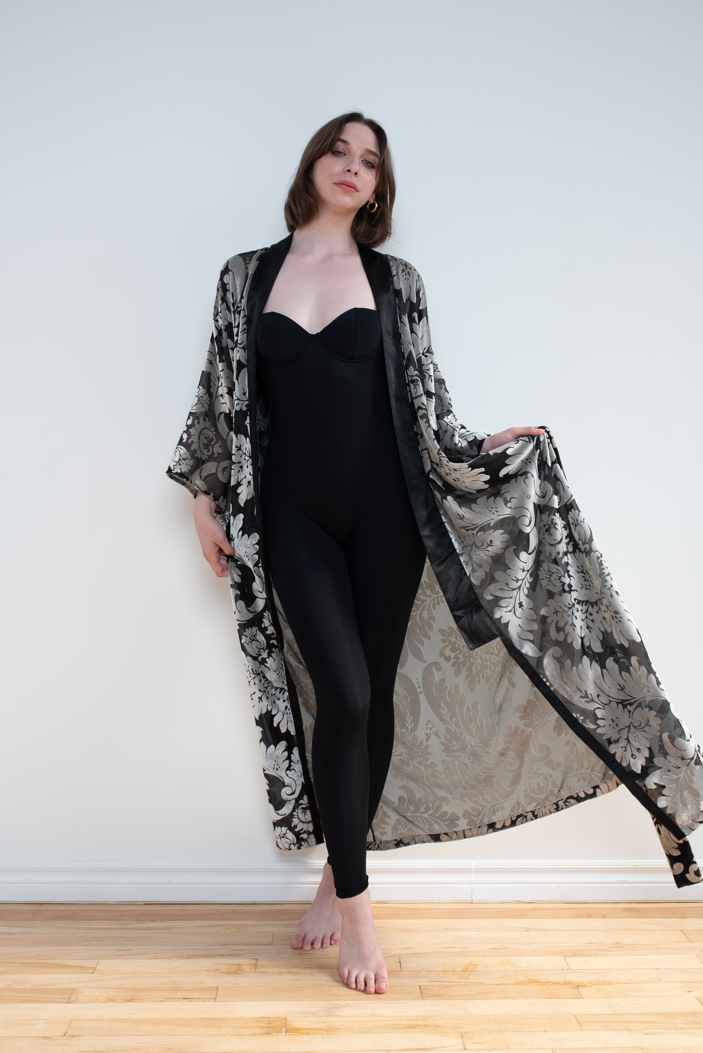 Baroque Elegance Robe – Black & Silver Kimono with Matching Belt