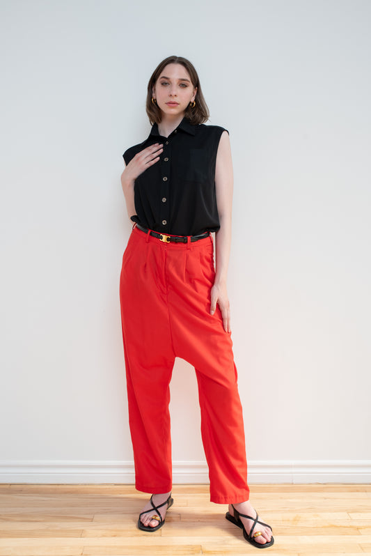 Classic Black Sleeveless Button-Down Blouse - Minimalist Chic