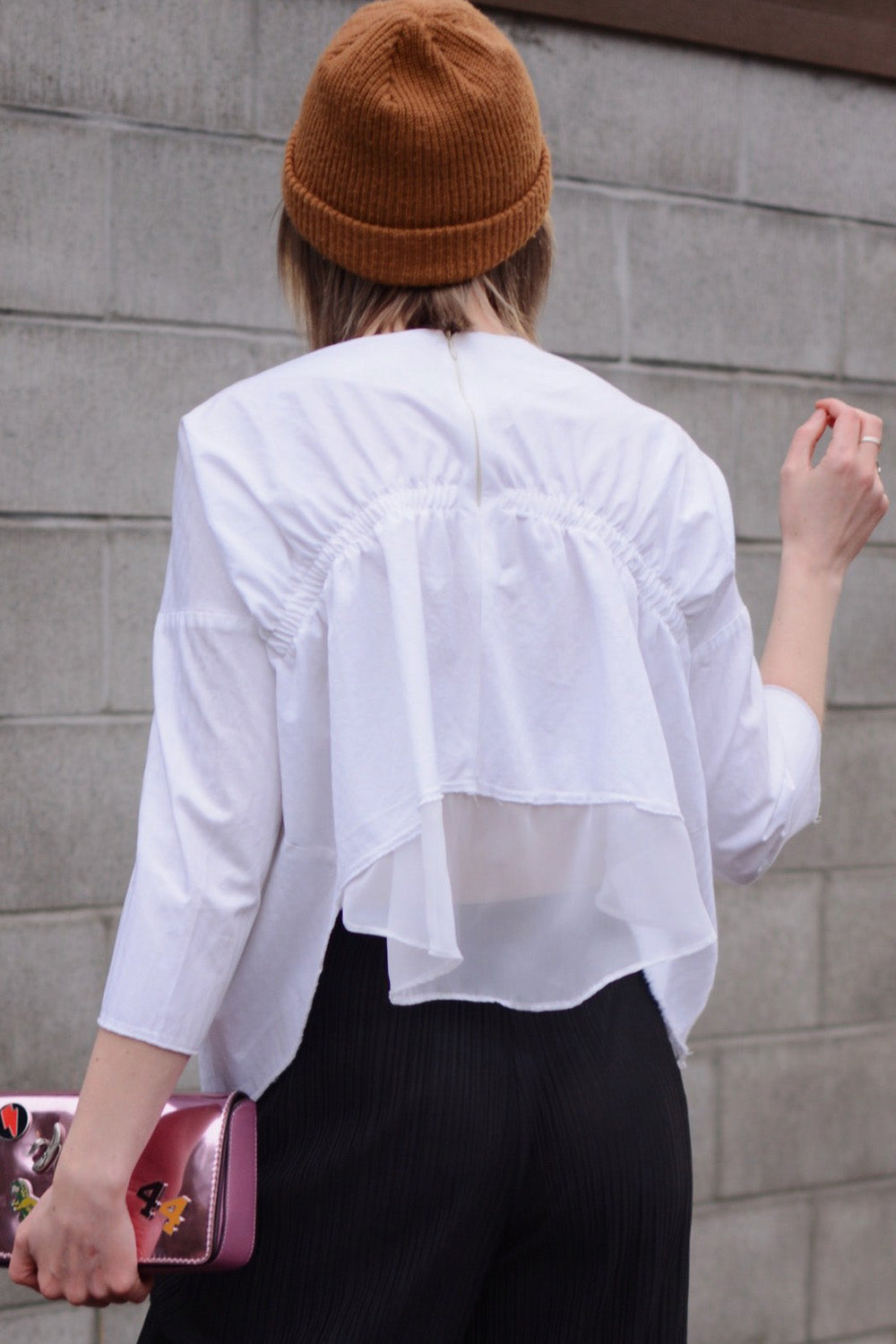 Side Slit White Top - casacomostyle